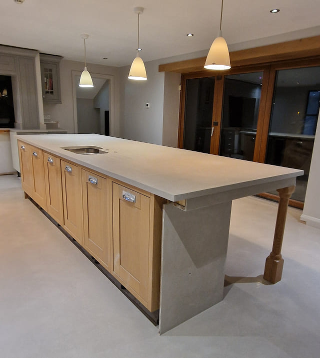 Kitchens-and-worktops-slide-img